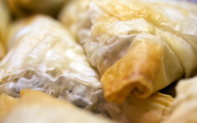 7. Baklavanın ve Ispanaklı böreğin incecik açılan kat kat yufkaları hiçbir şeyle karşılaştırılamaz