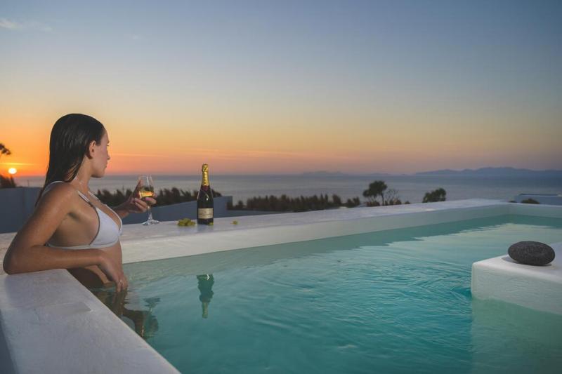 Santolia Art Suites - Oia Santolia Art Suites - Oia
